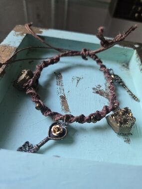 Boho Rose Key Charm Macrame Bracelet - Brown
